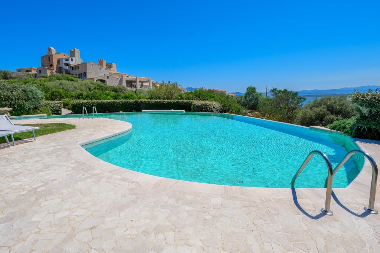 Villetta Azzurro - Sherdenia Luxury Apartments Marinella  Exterior photo