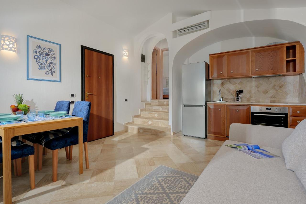 Villetta Azzurro - Sherdenia Luxury Apartments Marinella  Exterior photo