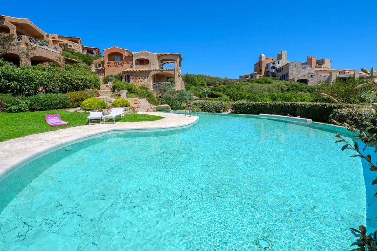 Villetta Azzurro - Sherdenia Luxury Apartments Marinella  Exterior photo